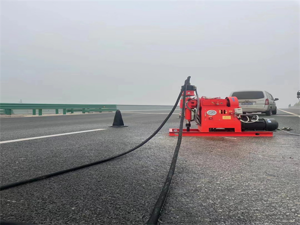 门源马路路基路面开裂下沉注浆加固灌浆